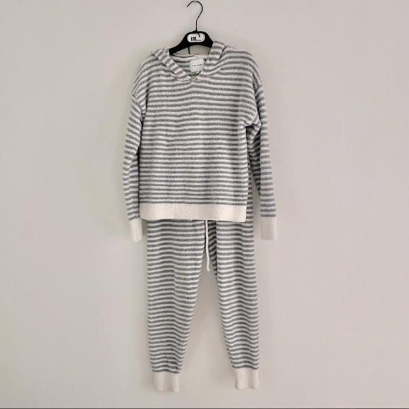 Striped Sweatsuits Lounge Set - Picture 2 of 14